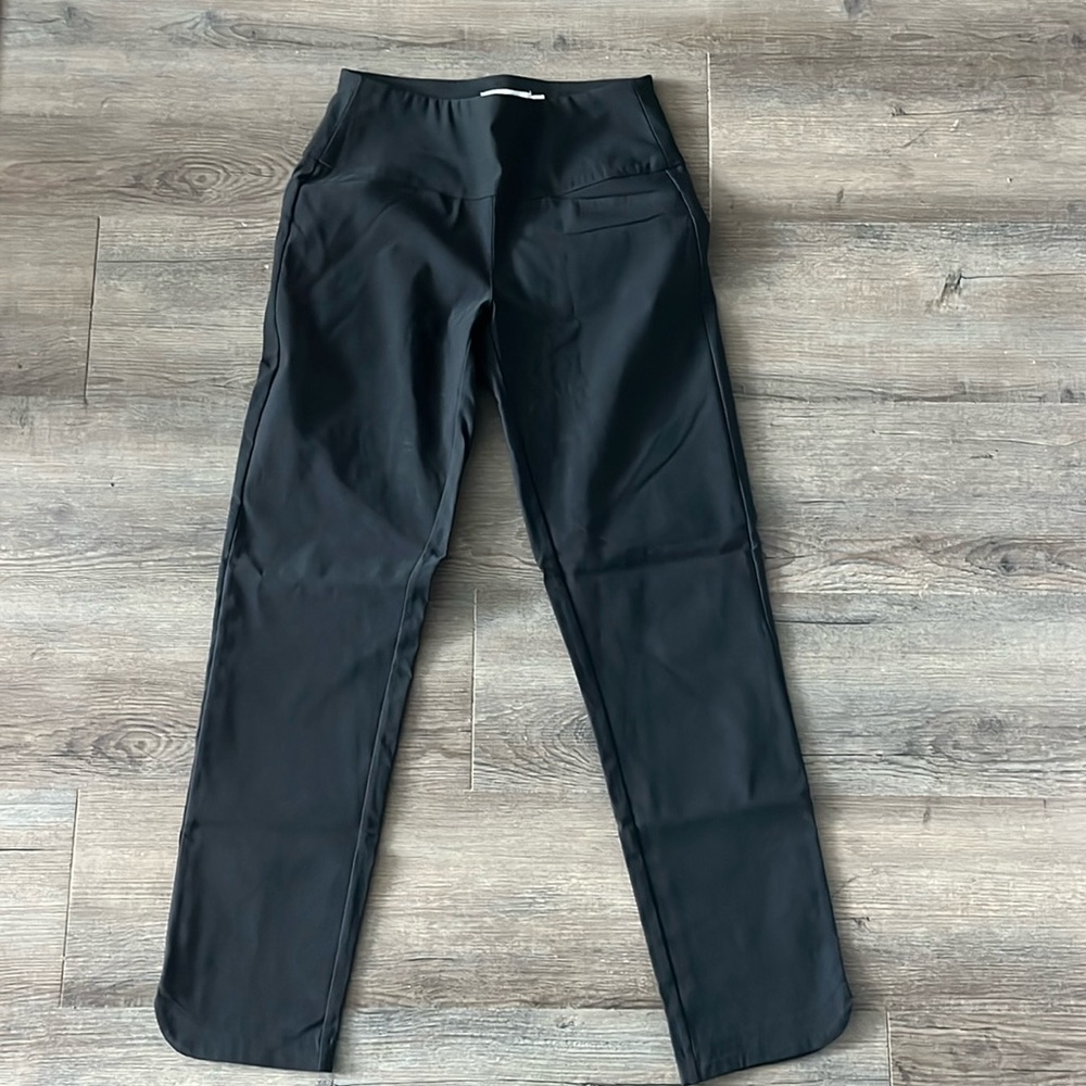 Walter Hagen Women’s Sculpt Pull On Golf Pants